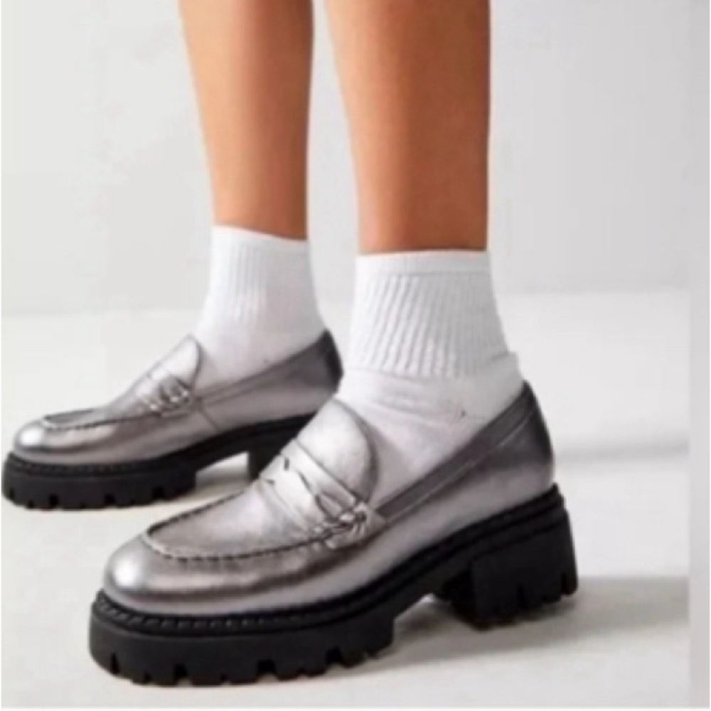 Free People Pewter Leather Penny Loafers, Women’s Size 8 or 38 EU